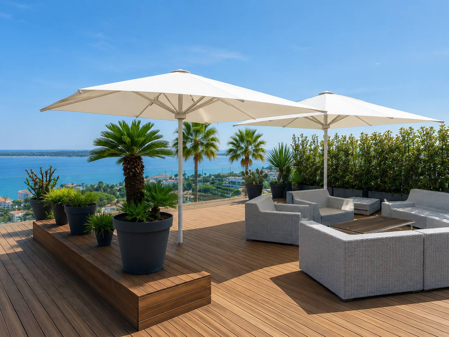 Rooftop avec parasols et salon